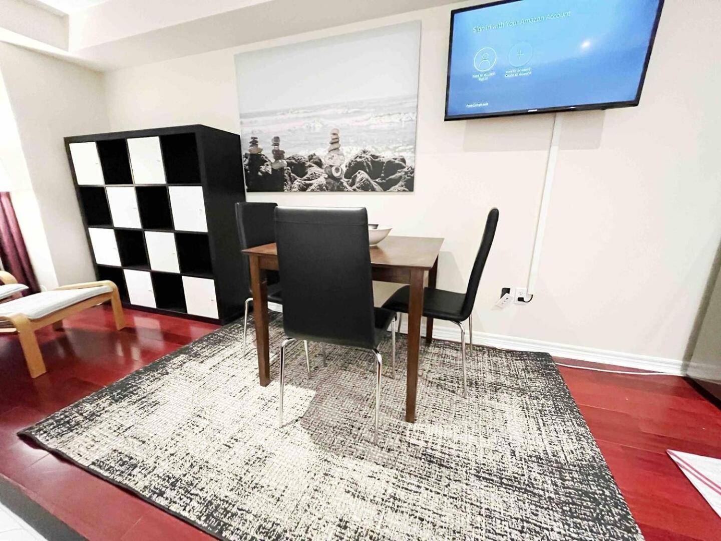 Stunning Rooms In Townhouse Across The Beach تورونتو المظهر الخارجي الصورة